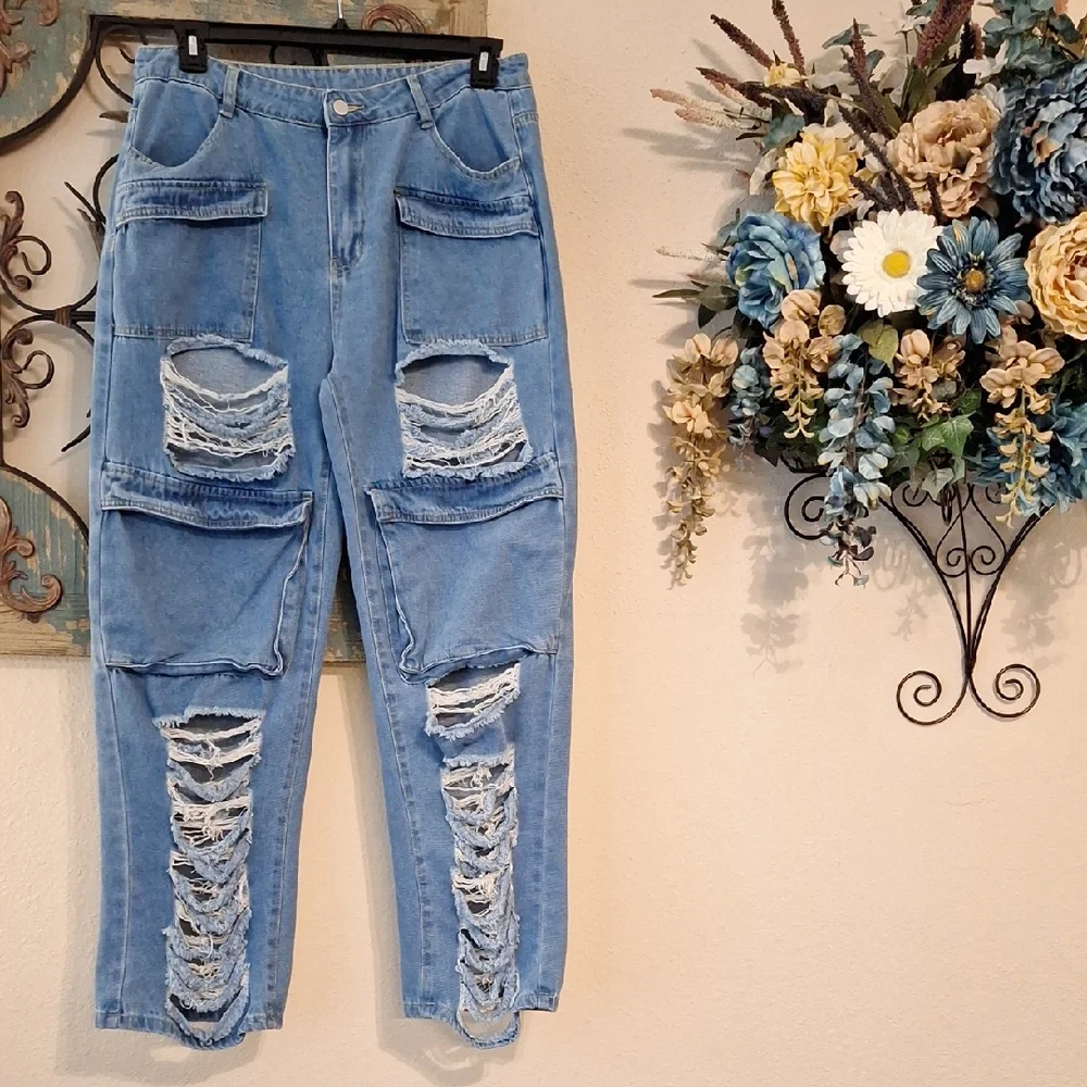 Blue Ripped Boyfriend Jeans. Excellent Condition NWOT Size XL - Picture 5 of 10